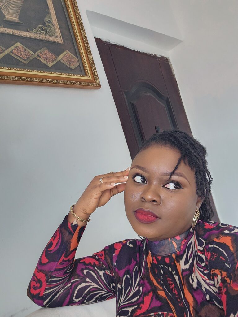 Selfie of a pretty lady on locs