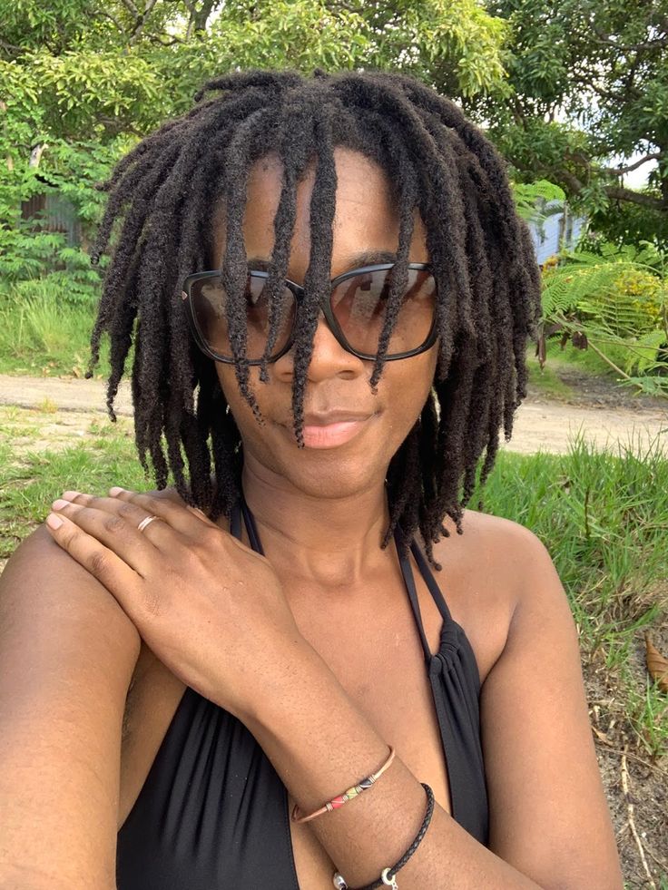 Semi Freeform locs