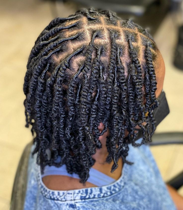 How to Start Locs With Two Strand Twist