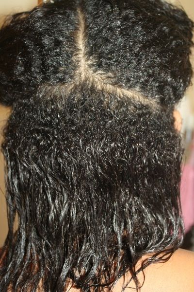 AN IMAGE OF HAIR WITH TWO TEXTURES