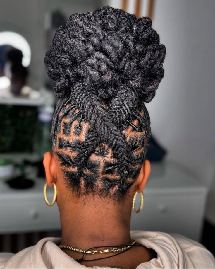 LOC UPDO WITH INTRICATE- PARTING