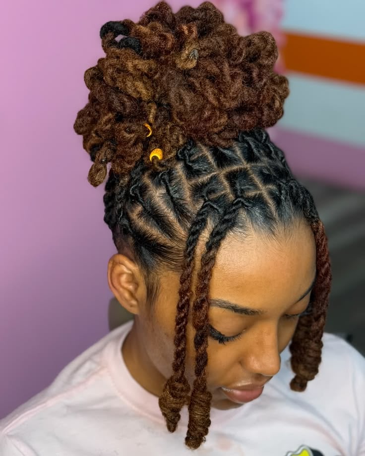 AN IMAGE OF A LADY IN A PONYTAIL LOC HAIRSTYLE