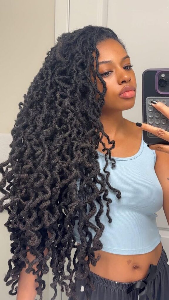 Light Wavy Goddess Locs