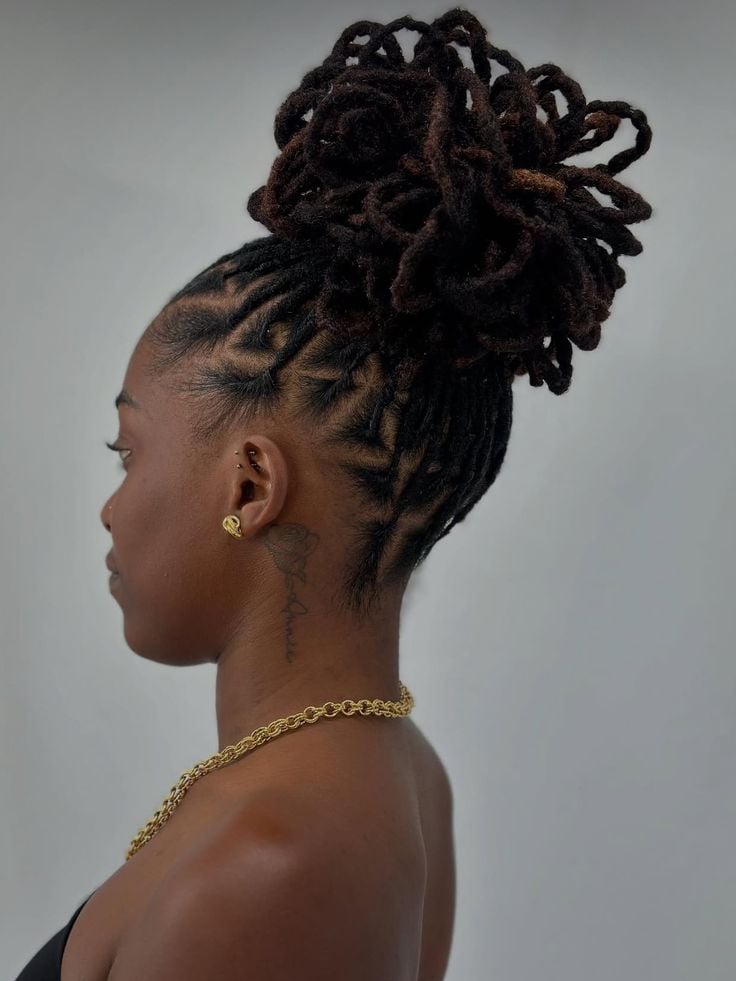  Loc Petal Bun
