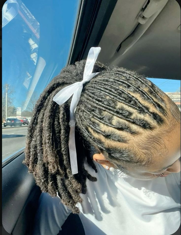  Low Ponytail
