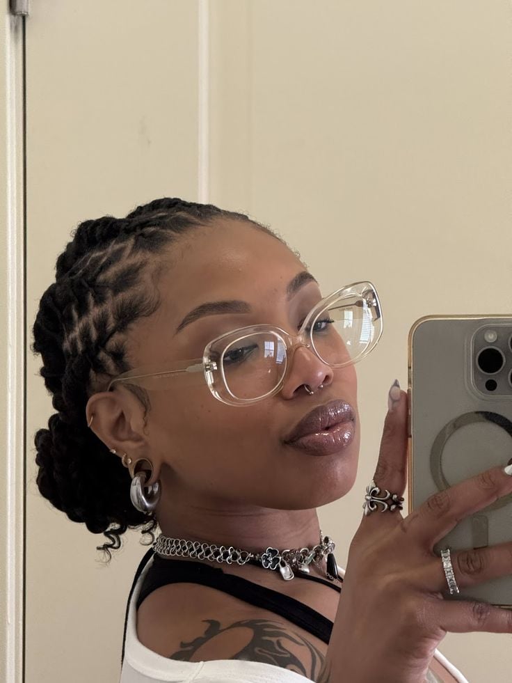 Low Twisted Birthday Bun