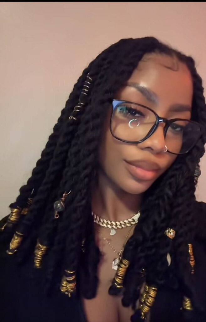  Loose Shoulder-Length Locs with Accessories