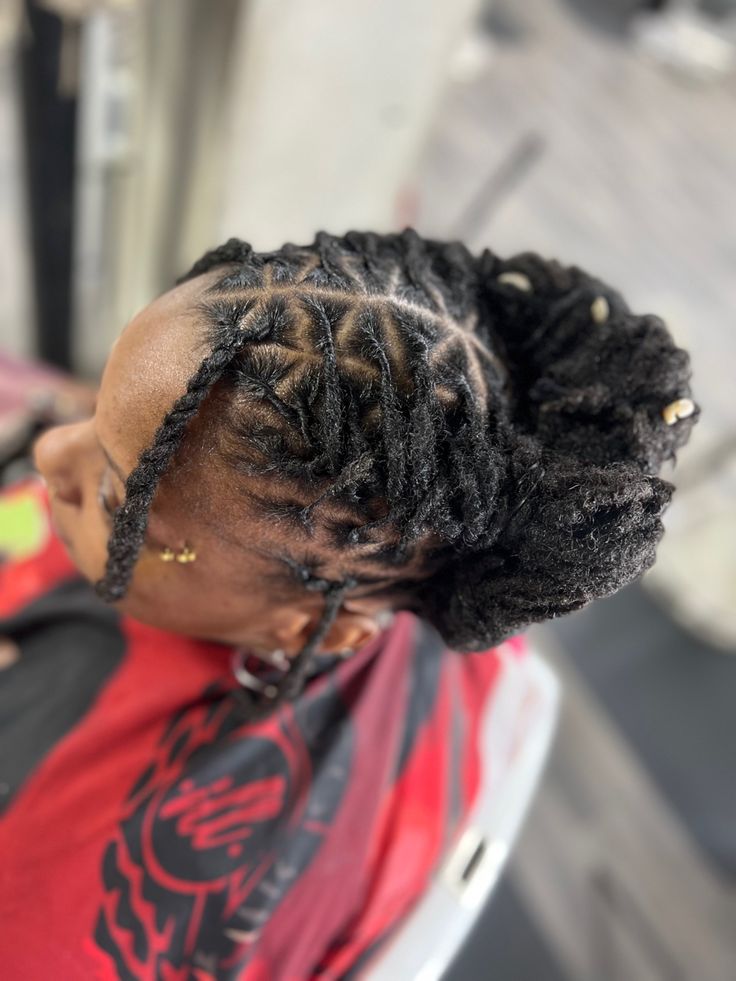 Twisted Halo Loc Style