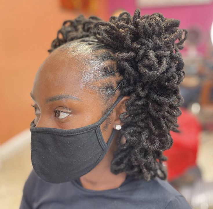 Twisted Loc Crown