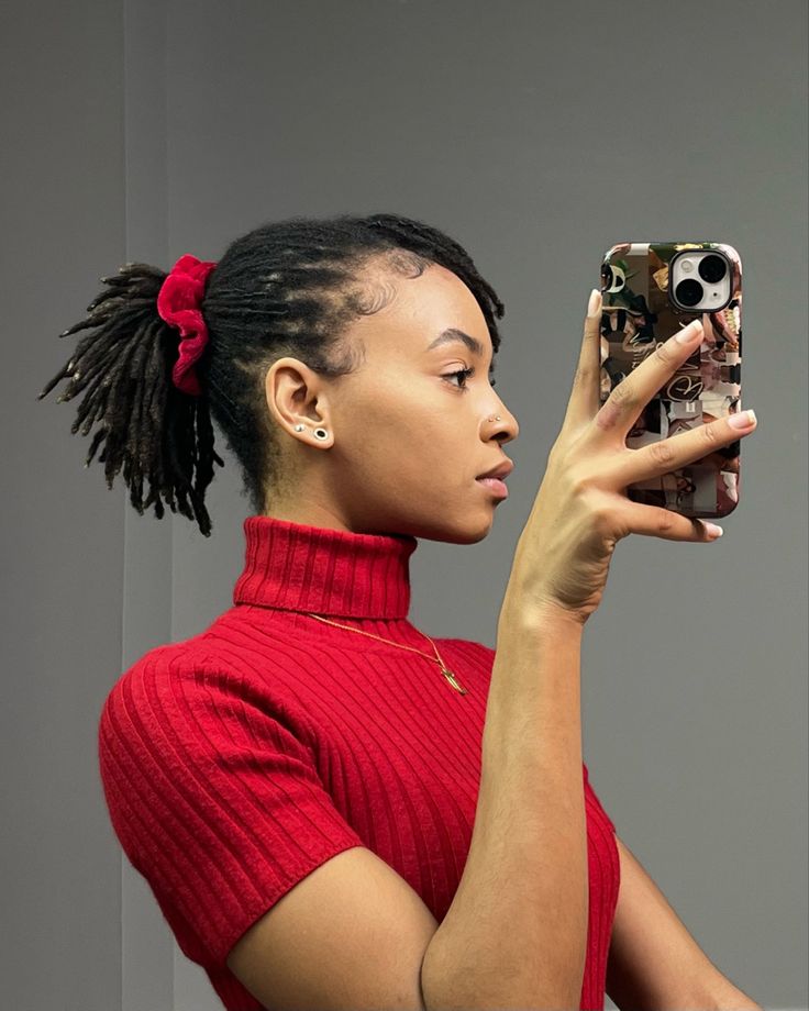 Professional Loc Styles for Office With Accessories
