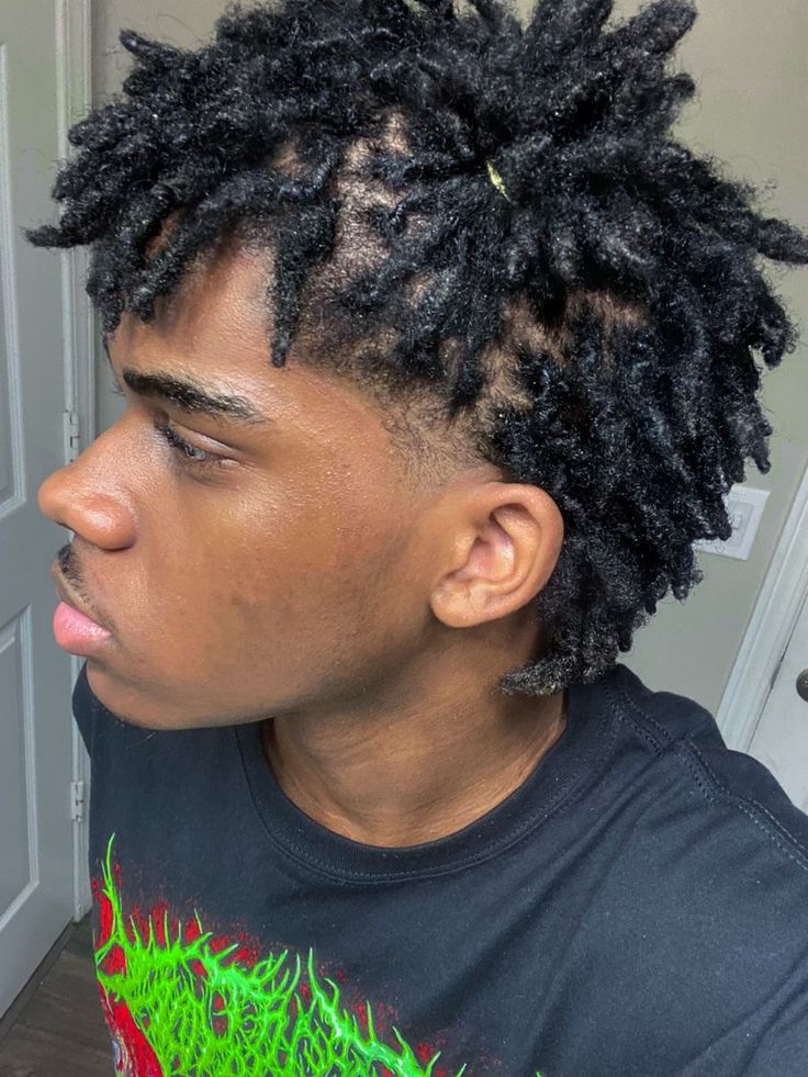 Short Freeform Locs